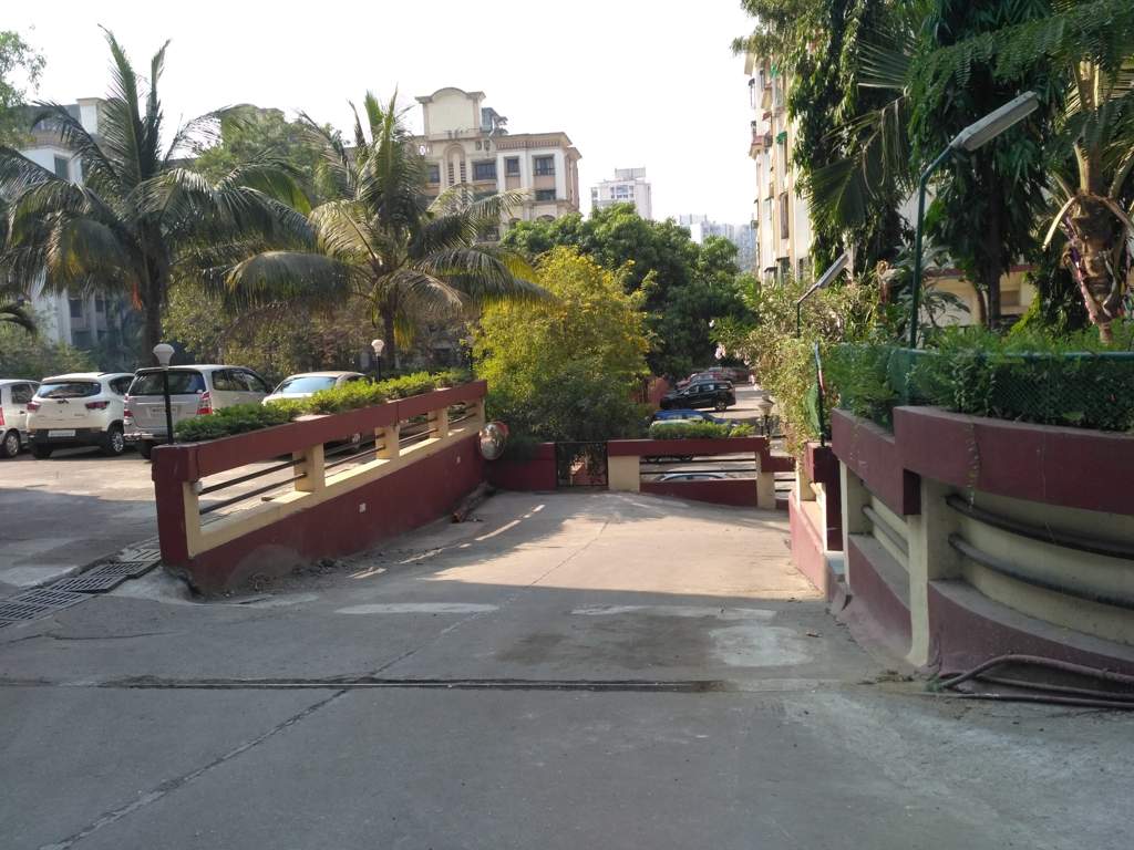  green hills chs Paved Compound