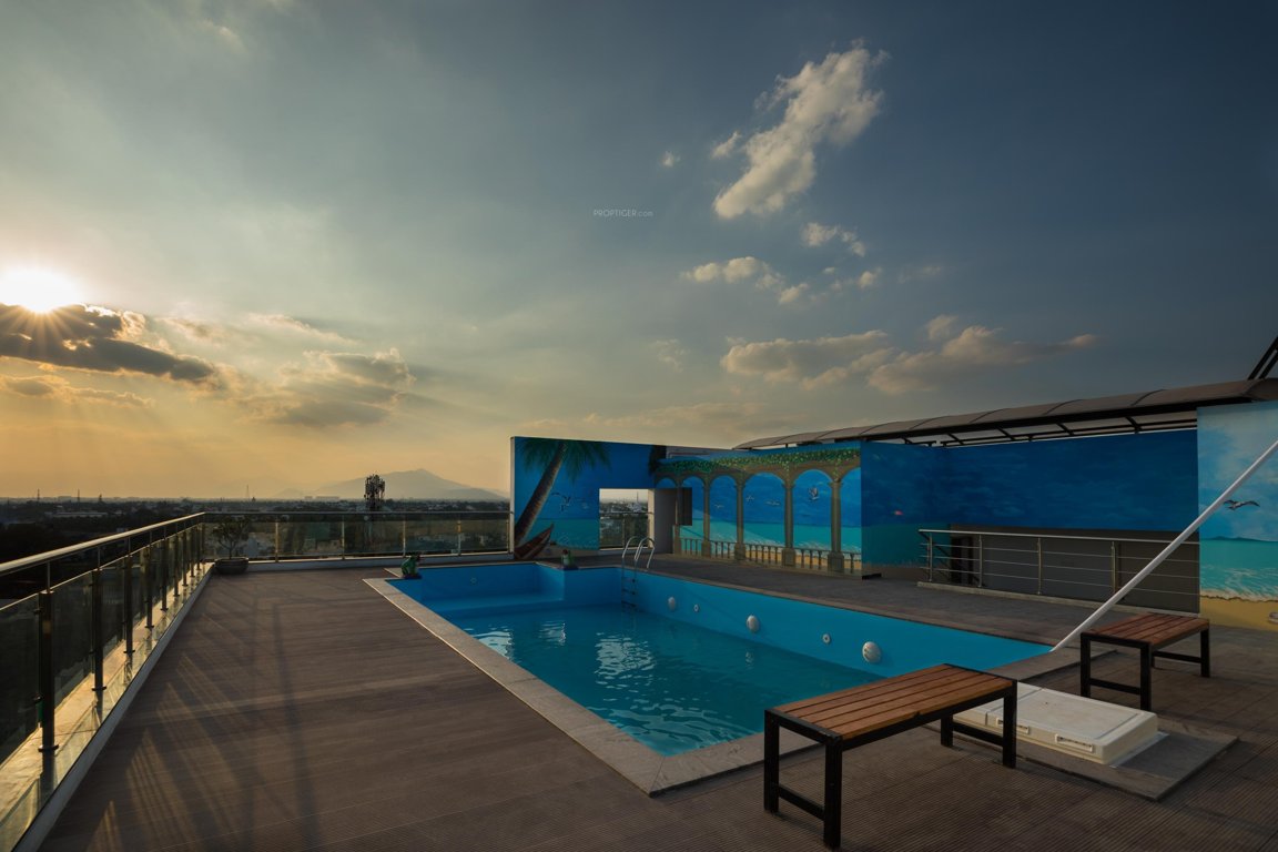  royal palm block 2 Gymnasium