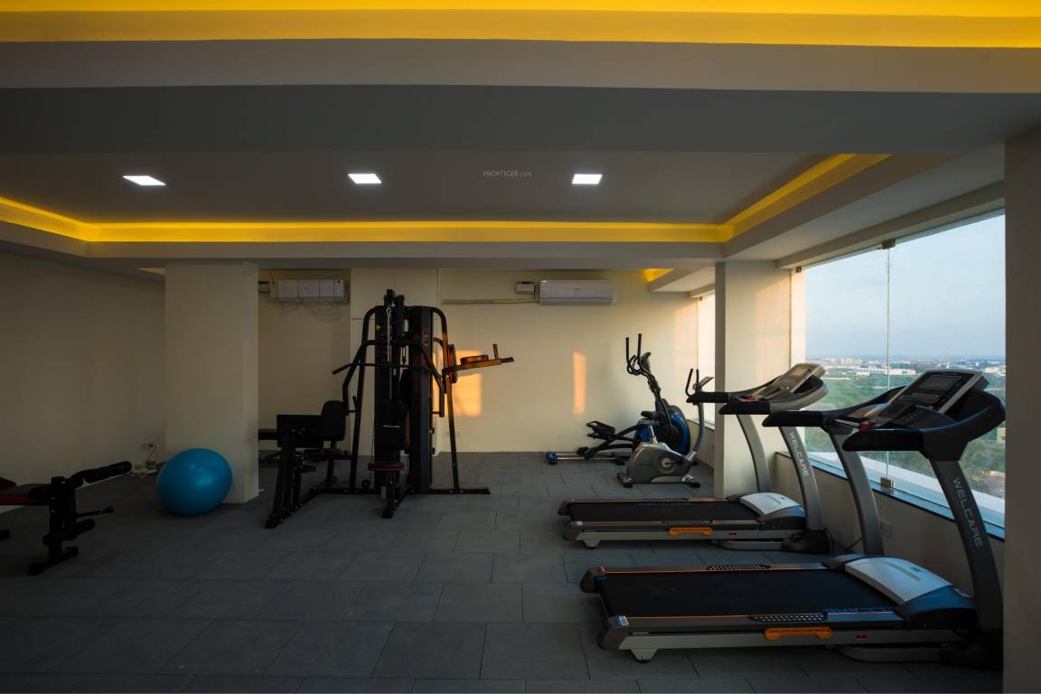  royal palm block 2 Gymnasium