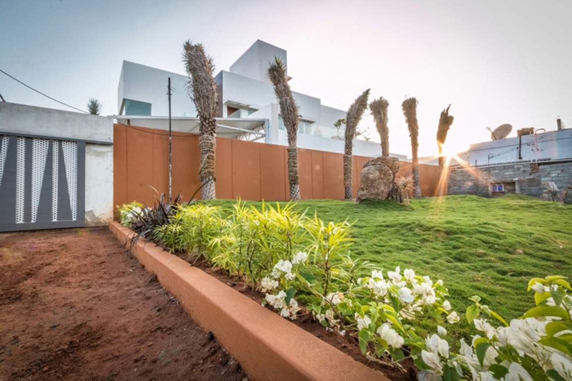 Images for Main Other of Globuse Pandora