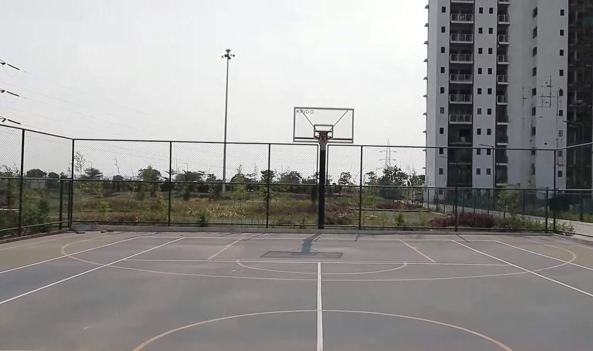  sierra 68 Basketball Court