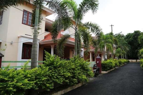 Images for Amenities of Springfield Rotunda