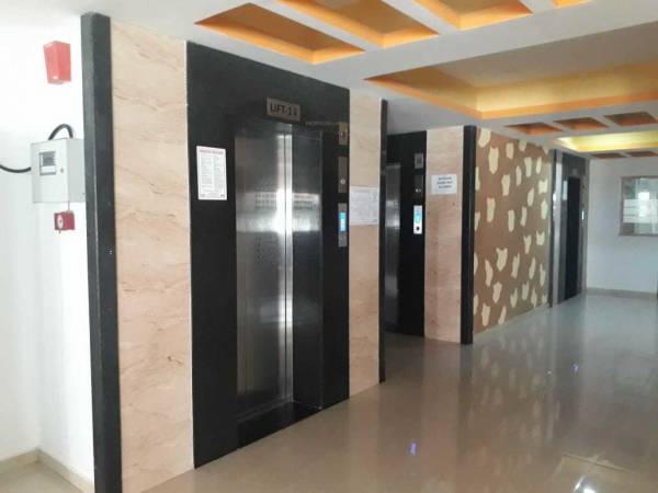  premier Lift Available