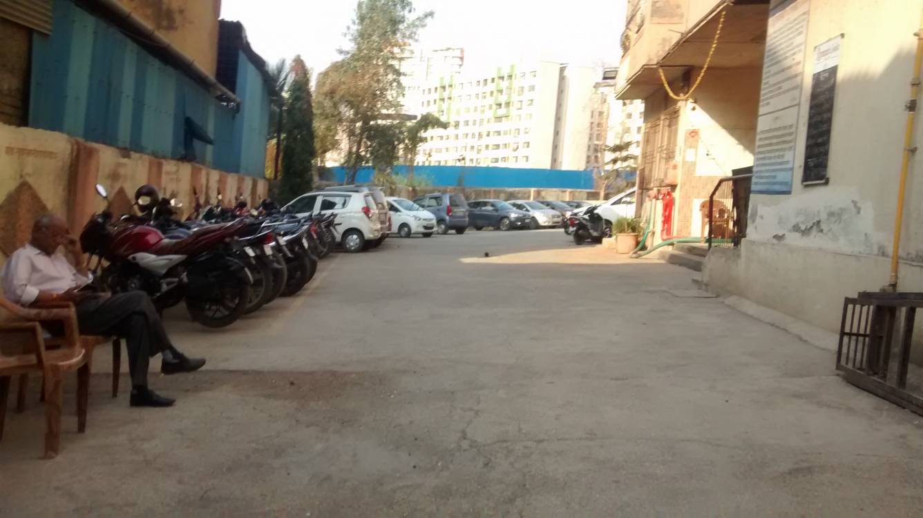  mandir complex Car Parking