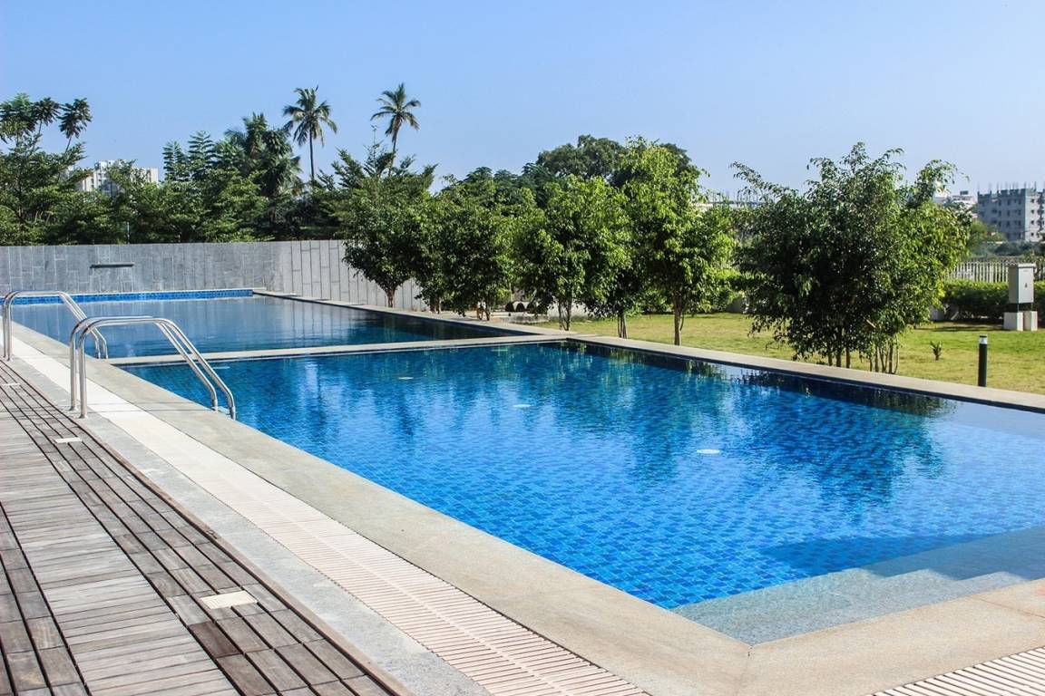 the lake view address Swimming Pool