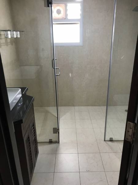  the-lake-view-address- Bathroom