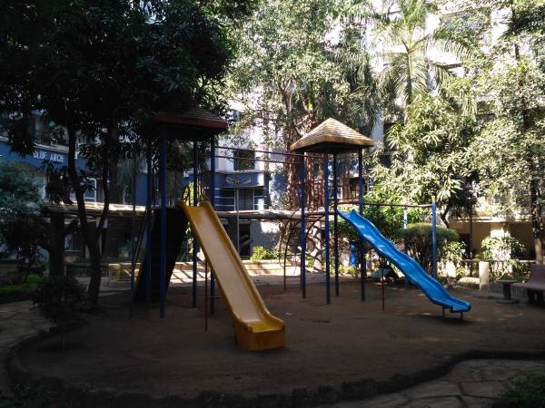  blue-empire Children's play area