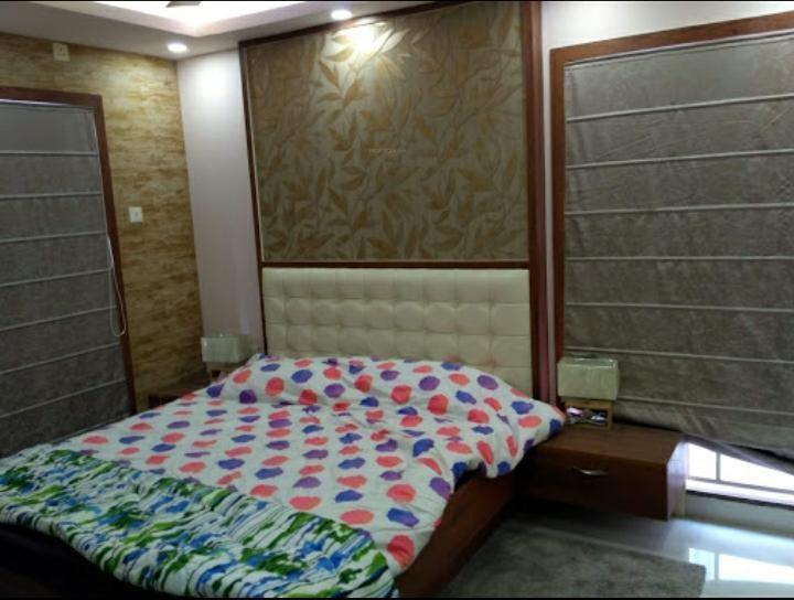 green chinar Bedroom