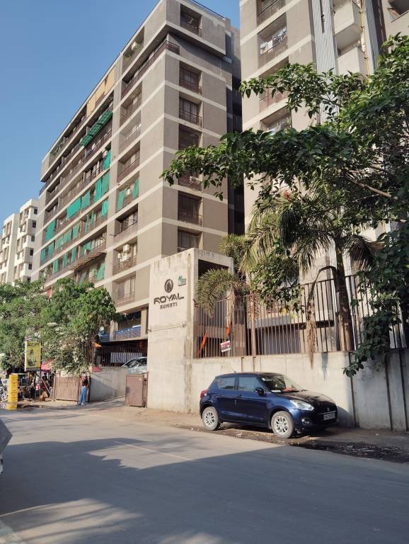  royal heights Elevation