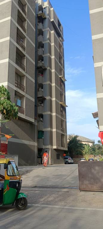  royal heights Elevation