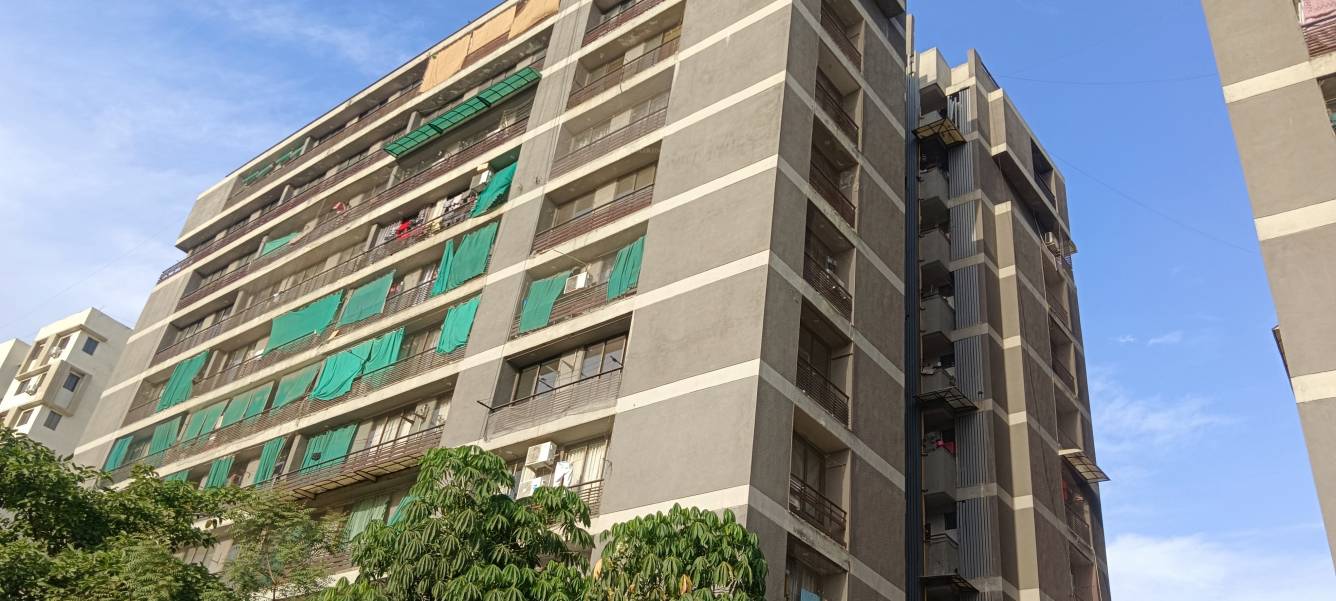  royal heights Elevation