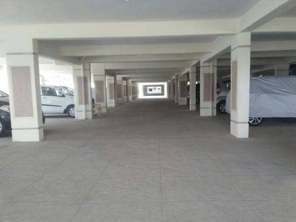  sai-srinivasam Car Parking