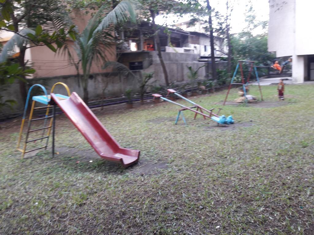  niraj city phase 2 Children's play area