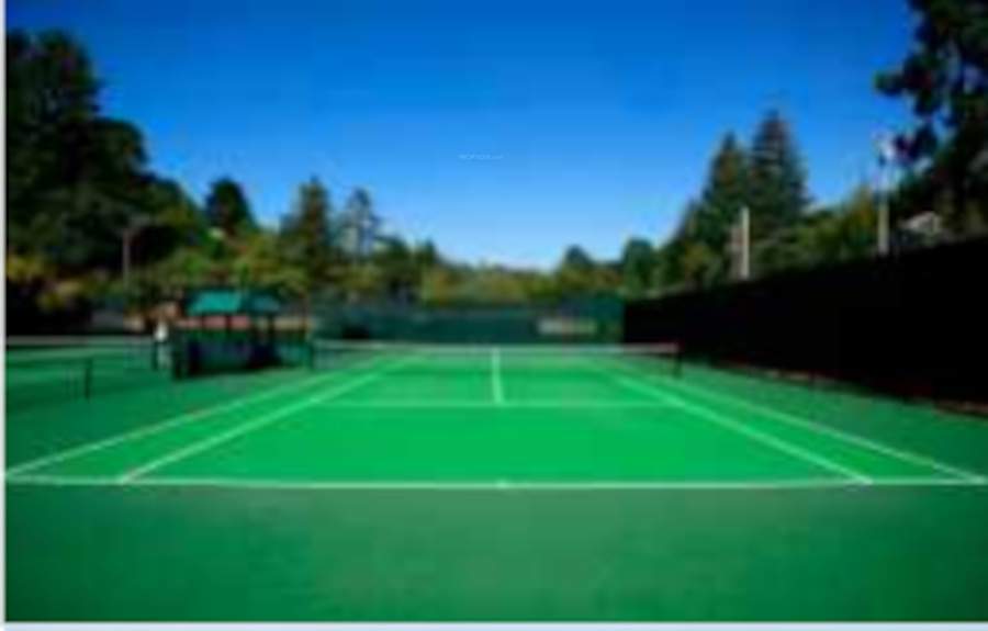  island Tennis Court
