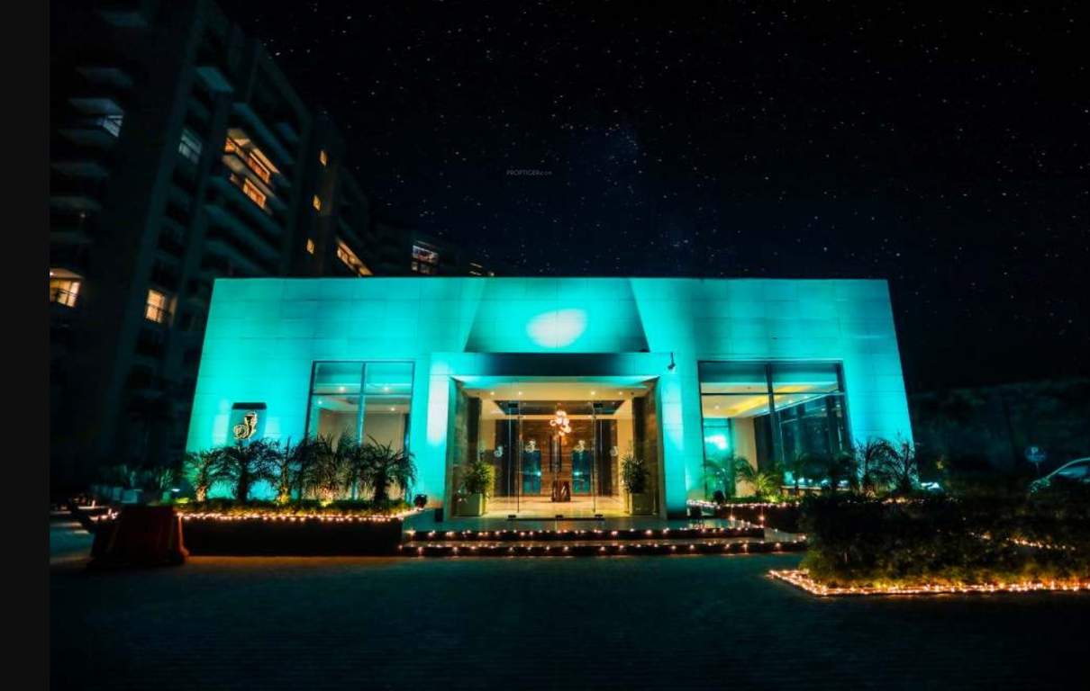 jewel of india 1 Swimming Pool