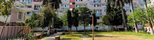  tower Landscaped Gardens