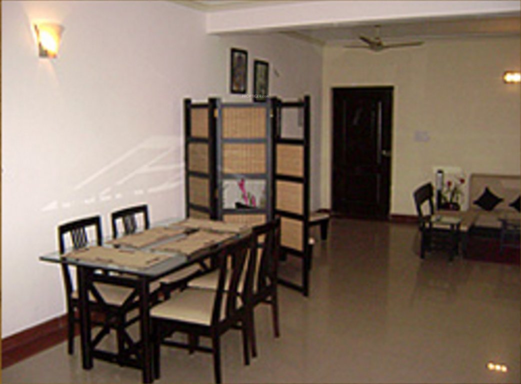  sunrise greens Dining Area