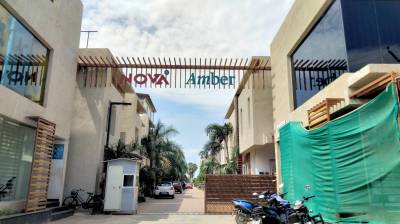  amber Entrance Gate Security Cabin