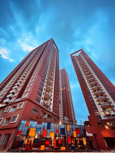 Elevation spr-city-highliving-appartmemt Elevation