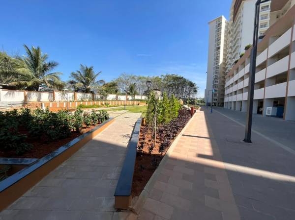 Others troika Others