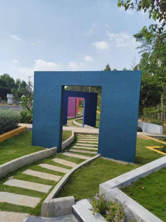  eco front Images for Main Other of Celebrity Eco Front