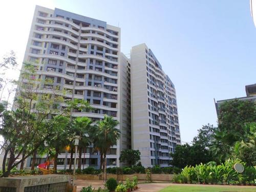  estate Images for Elevation of Kalpataru Estate