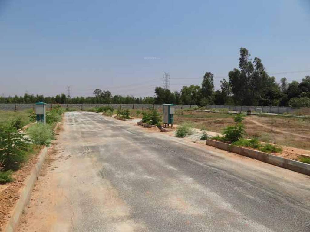 greens Images for Amenities of Cybele Greens