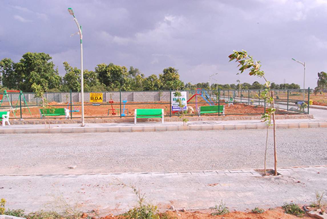 greens Images for Amenities of Cybele Greens