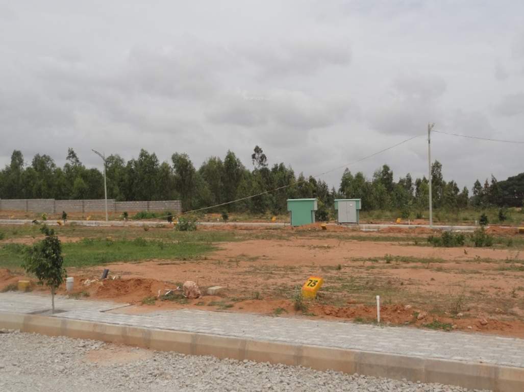 greens Images for Amenities of Cybele Greens