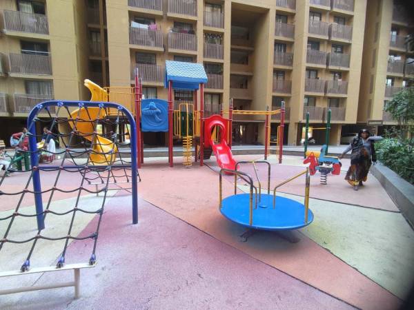 Others marigold Others