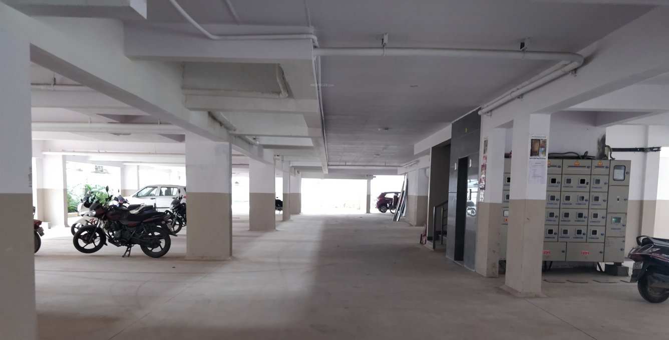 Inner Urban Lake Front