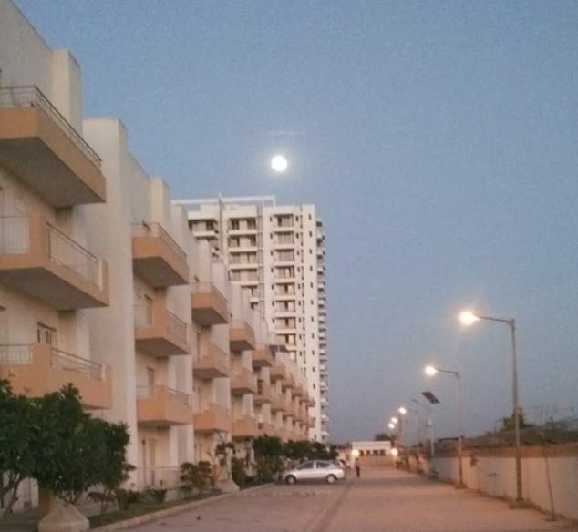 platinum floors Car Parking