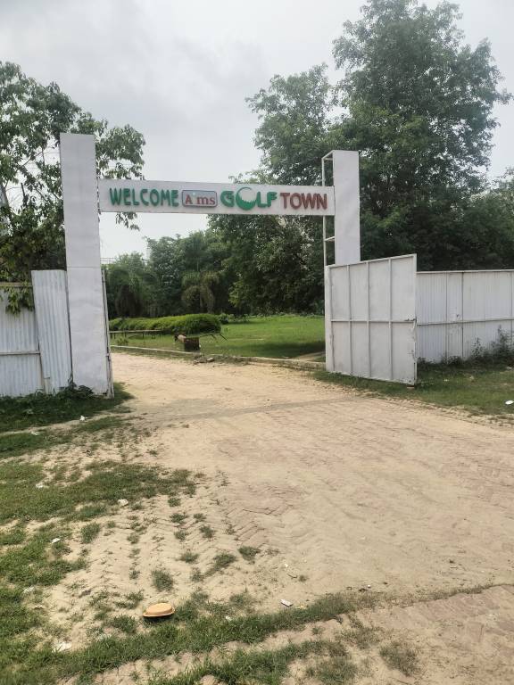 golf town Gated Community