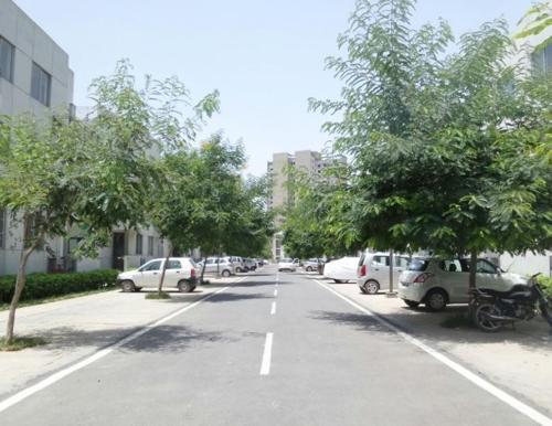  vatika-independent-floors Internal Roads & Footpaths