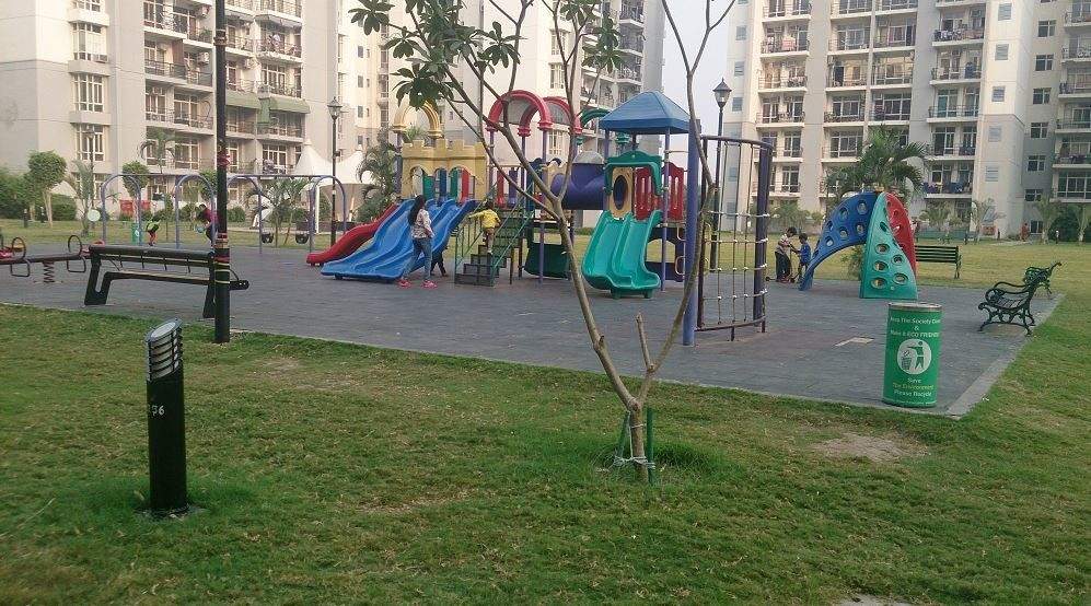  grand woods Children's play area