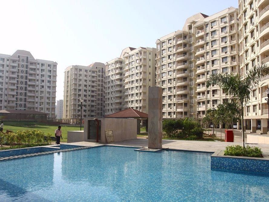 ashiana aangan Swimming Pool