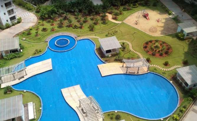  elita promenade Swimming Pool