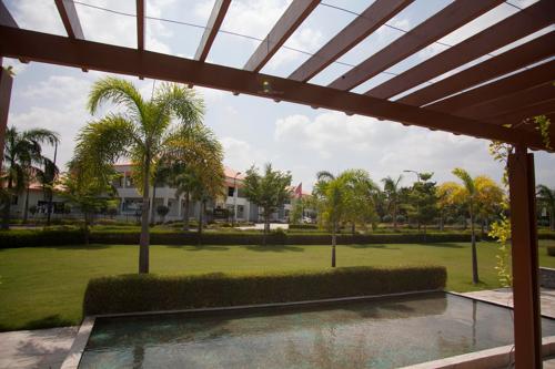 Images for Amenities of Phoenix The Village