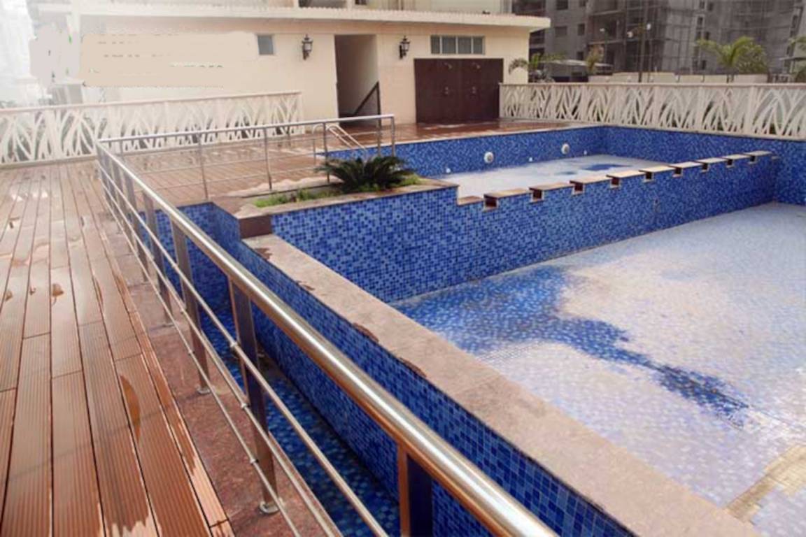  gaur city 2 Swimming Pool