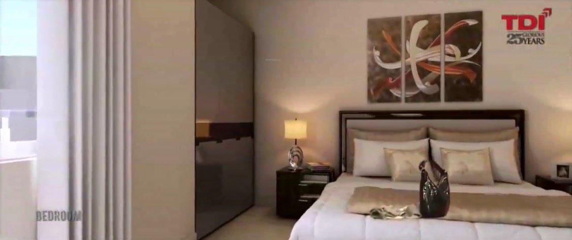  lake grove city Bedroom