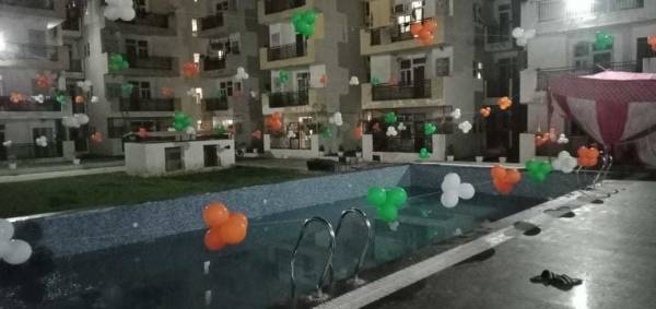  andromida-planet-one Swimming Pool