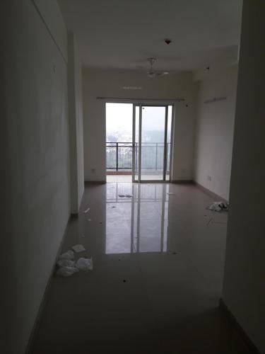  dlf-capital-greens-phase-ii Living Area