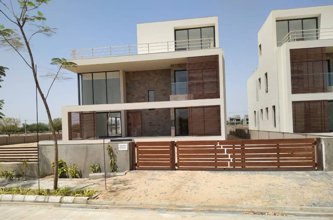  uplands one Elevation