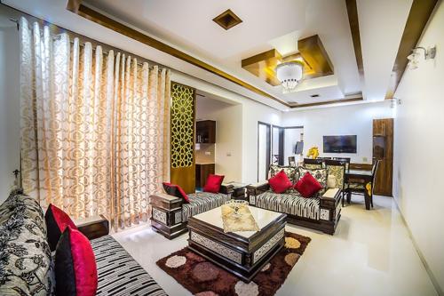  golden-sand-apartments Living Area