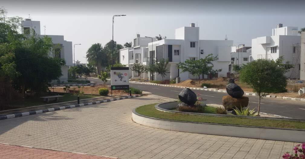  villa green vista Paved Compound