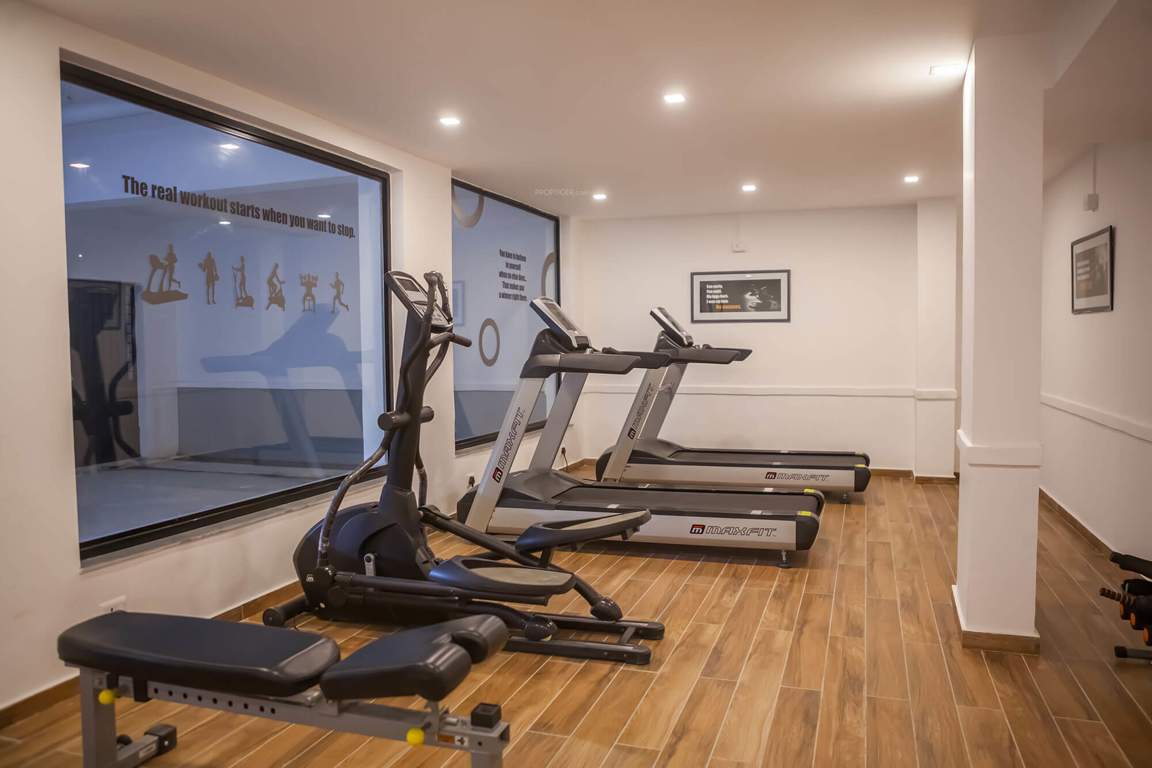  whistling woods Gymnasium