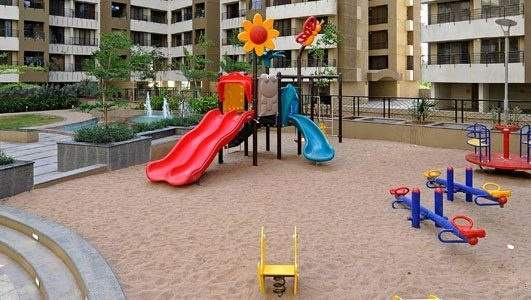 127 upper east Children's play area