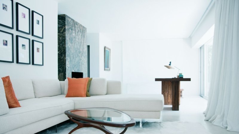 127 upper east Living Area