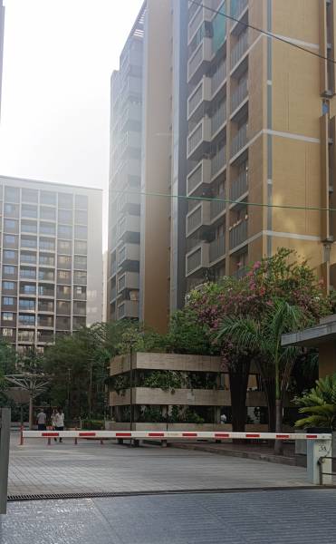  marvella Paved Compound