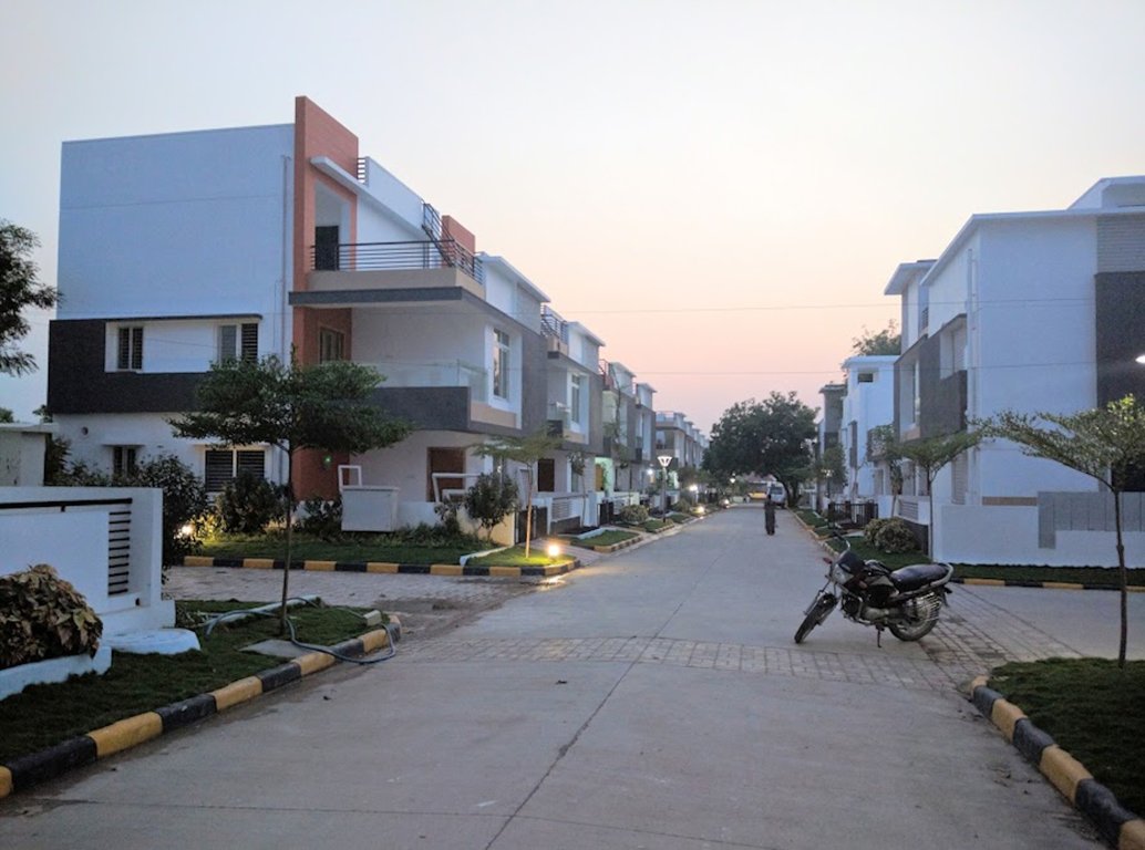  babas grandeur Elevation